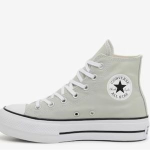 Platform Converse HighTop Women’s Size 9